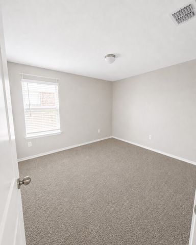 3903 Pioneer Drive, Forney, TX 75126