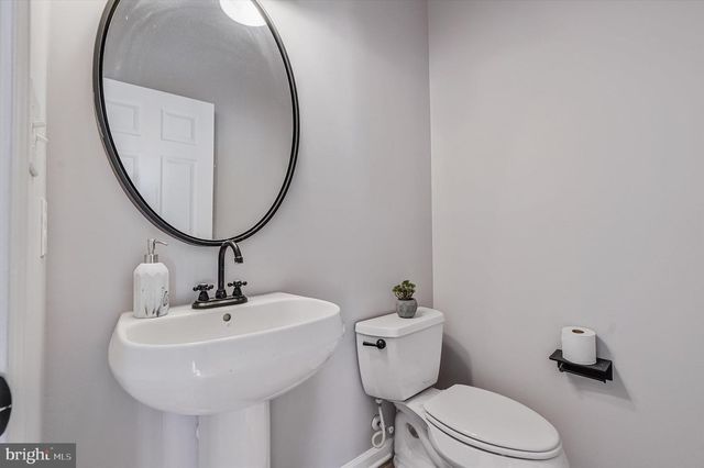 4 HARVEST LN, Pemberton, NJ 08068