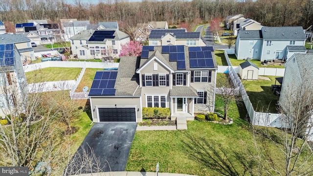 4 HARVEST LN, Pemberton, NJ 08068