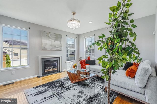 4 HARVEST LN, Pemberton, NJ 08068