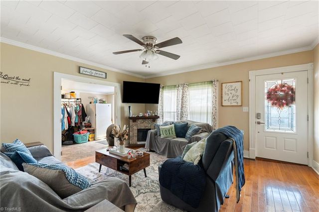 1430 Forrest Drive, Mount Airy, NC 27030