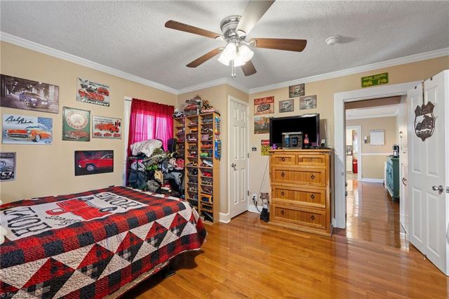 1430 Forrest Drive, Mount Airy, NC 27030