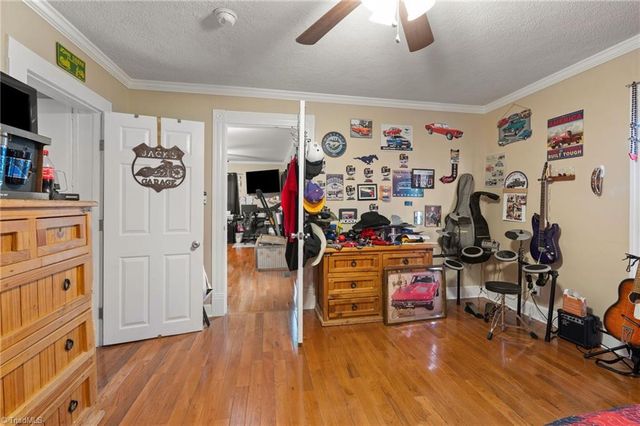 1430 Forrest Drive, Mount Airy, NC 27030