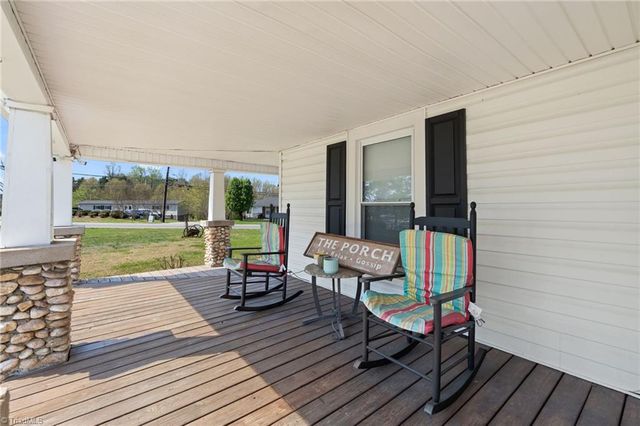 1430 Forrest Drive, Mount Airy, NC 27030