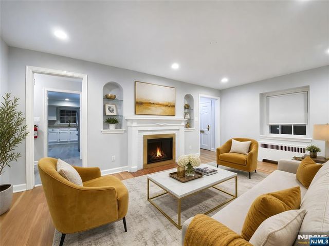 198 Rodney Street, Glen Rock, NJ 07452