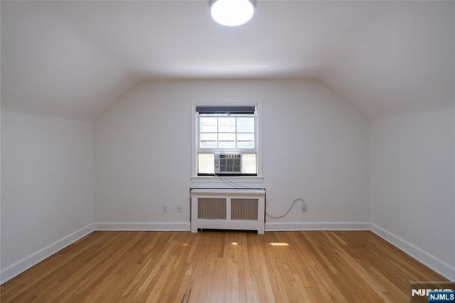 198 Rodney Street, Glen Rock, NJ 07452