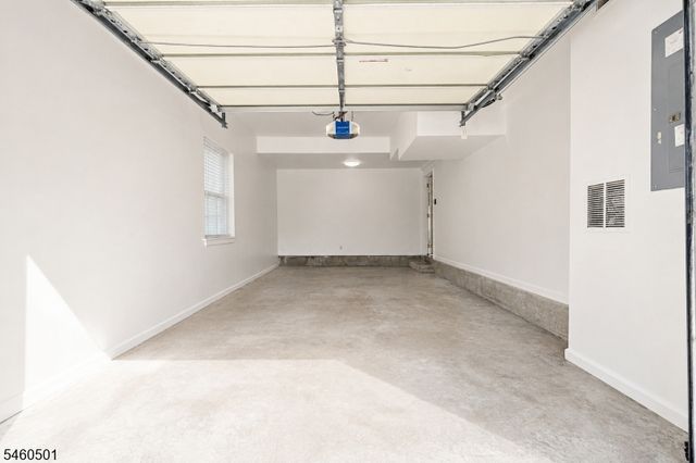 605 Corliss Ave, Phillipsburg Town, NJ 08865