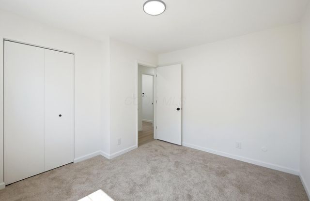 3389 Dillward Drive, Columbus, OH 43219