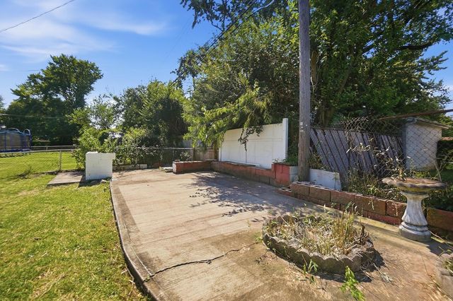 3389 Dillward Drive, Columbus, OH 43219