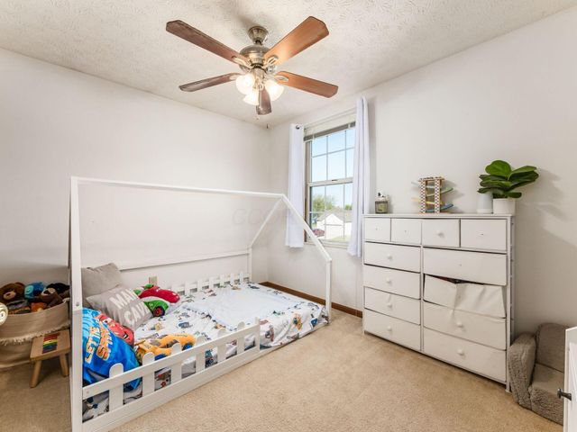 6363 Chelsea Glen Drive, Canal Winchester, OH 43110