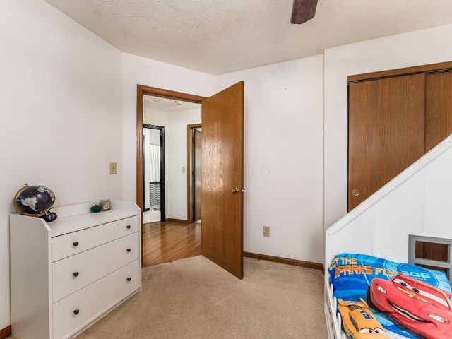 6363 Chelsea Glen Drive, Canal Winchester, OH 43110