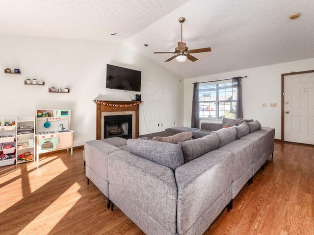 6363 Chelsea Glen Drive, Canal Winchester, OH 43110