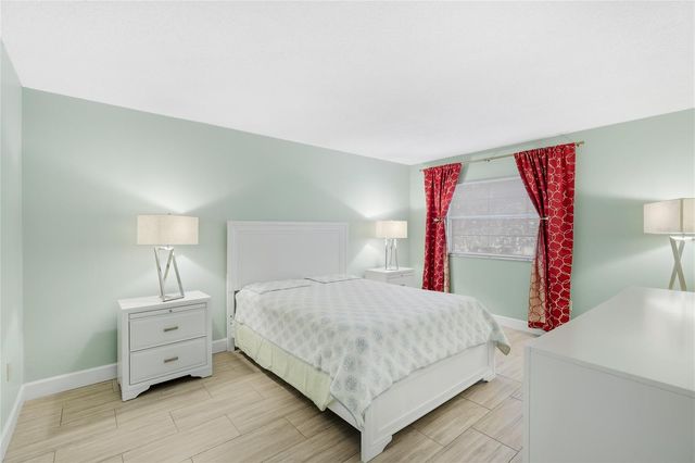 2300 STICKNEY POINT ROAD 102, Sarasota, FL 34231