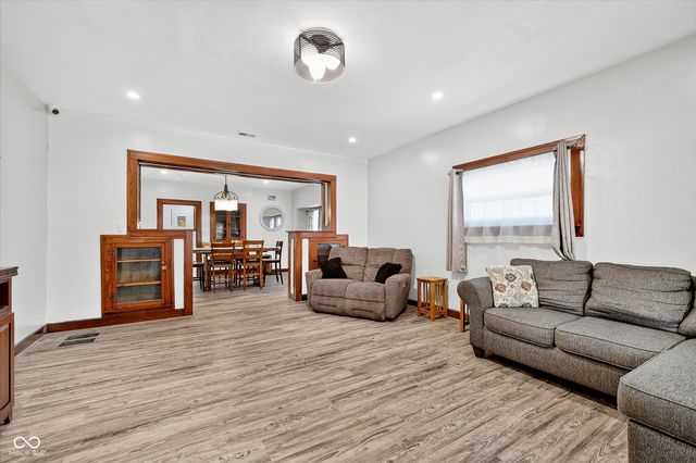 238 S Oakland Avenue, Indianapolis, IN 46201
