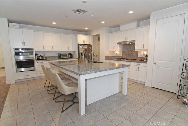 25085 Cypress Bluff Drive, Canyon Country, CA 91387