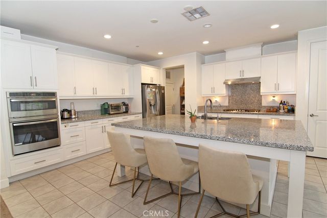 25085 Cypress Bluff Drive, Canyon Country, CA 91387