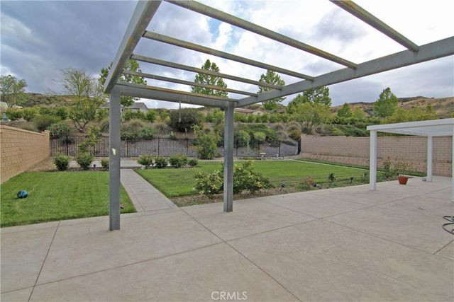 25085 Cypress Bluff Drive, Canyon Country, CA 91387
