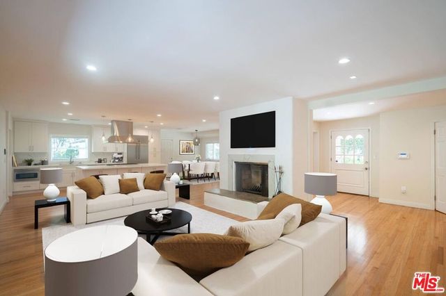 2201 Coldwater Canyon Drive, Beverly Hills, CA 90210