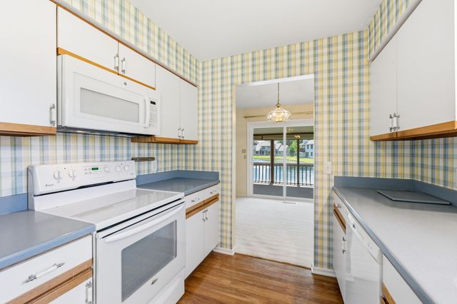 7600 Woodbridge Lane, Portage City, MI 49024