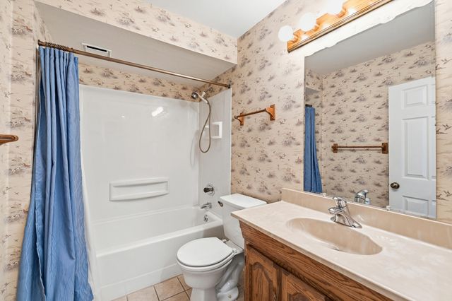 7600 Woodbridge Lane, Portage City, MI 49024