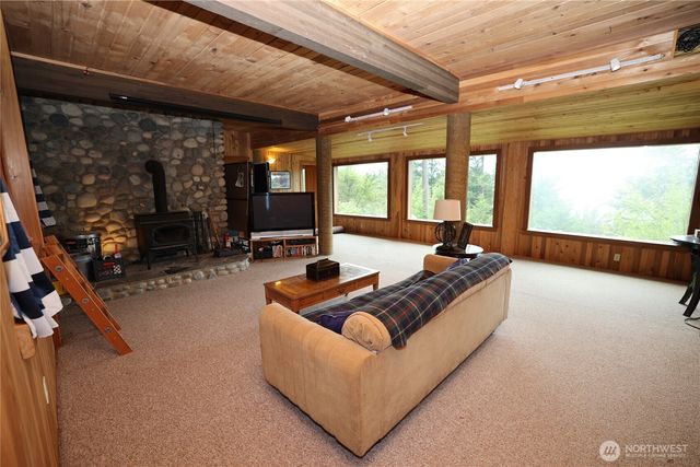 209 Marine Drive, Blakely Island, WA 98222