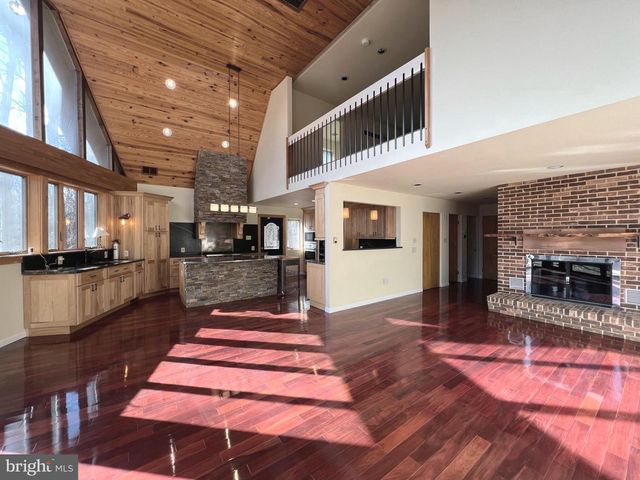 12889 EAGLES VIEW RD, Phoenix, MD 21131