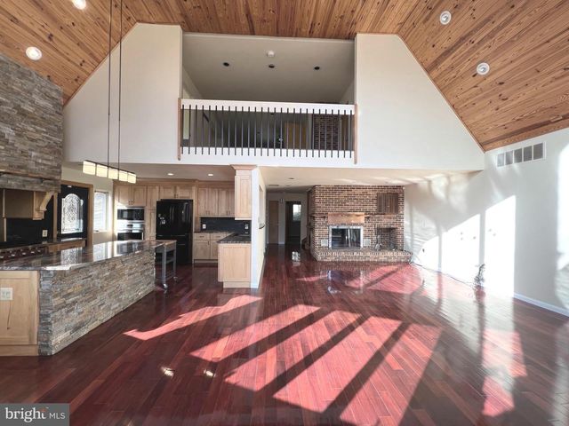 12889 EAGLES VIEW RD, Phoenix, MD 21131