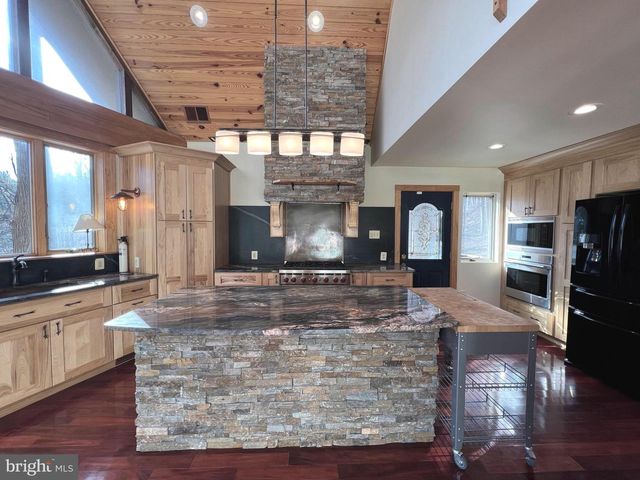 12889 EAGLES VIEW RD, Phoenix, MD 21131