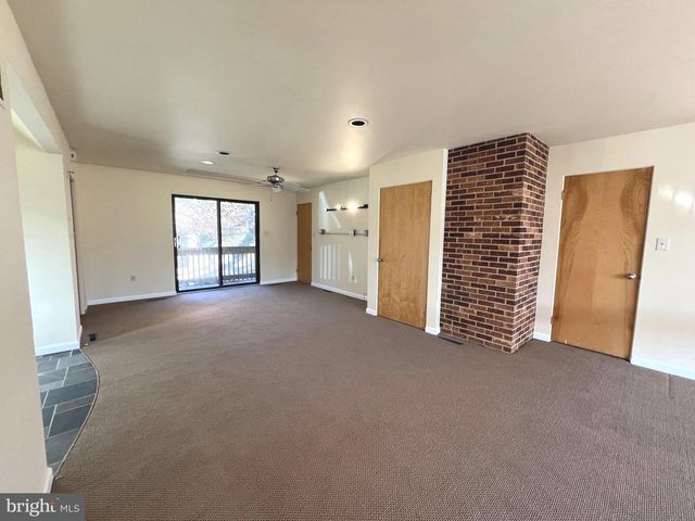 12889 EAGLES VIEW RD, Phoenix, MD 21131