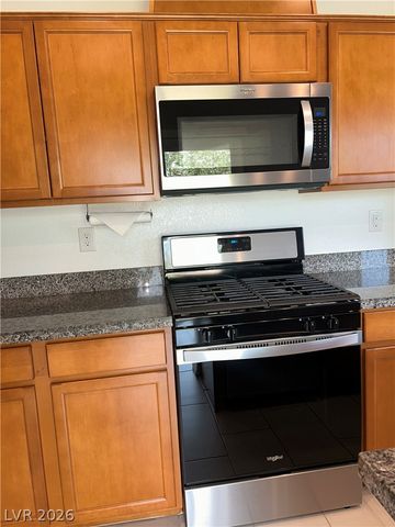 6633 West Evander Street, North Las Vegas, NV 89086
