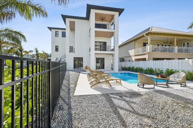 116 WIMBLEDON COURT, Redington Shores, FL 33708