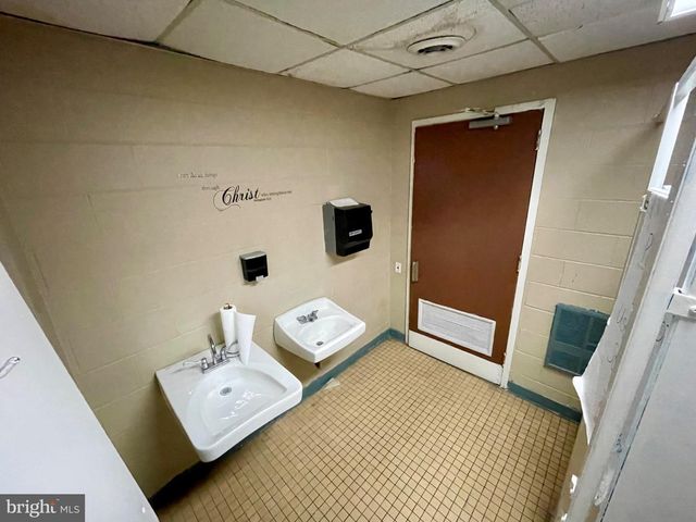 2428-34 N FAIRHILL ST, Philadelphia, PA 19133