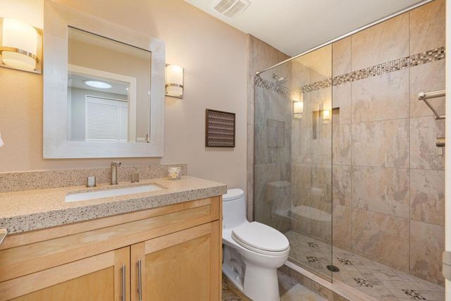 44 San Sebastian Drive, Rancho Mirage, CA 92270