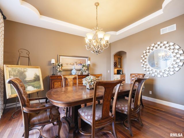 2422 W AUGUSTA Drive, Dunlap, IL 61525