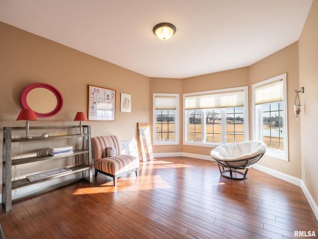 2422 W AUGUSTA Drive, Dunlap, IL 61525