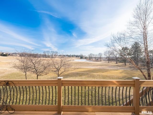 2422 W AUGUSTA Drive, Dunlap, IL 61525