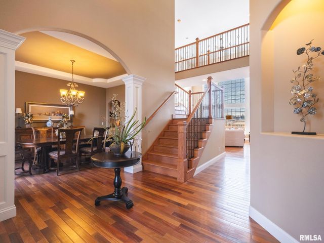 2422 W AUGUSTA Drive, Dunlap, IL 61525