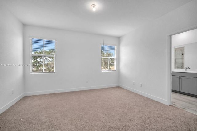 142 SW 171st Way 142, Pembroke Pines, FL 33027