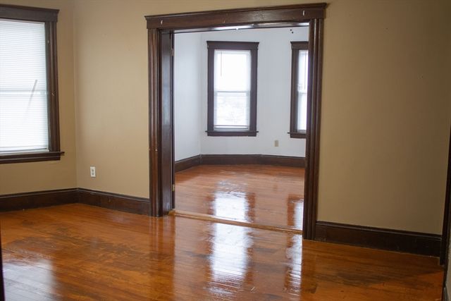 91 Perry Ave 3, Worcester, MA 01610