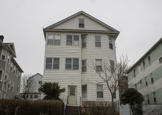 91 Perry Ave 3, Worcester, MA 01610