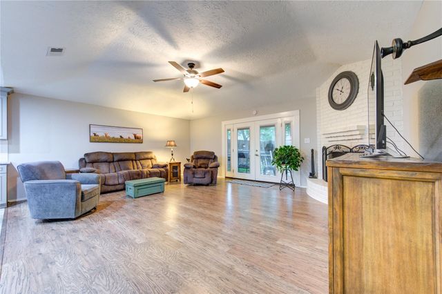 17559 S Compass Rose Circle Circle, Crosby, TX 77532