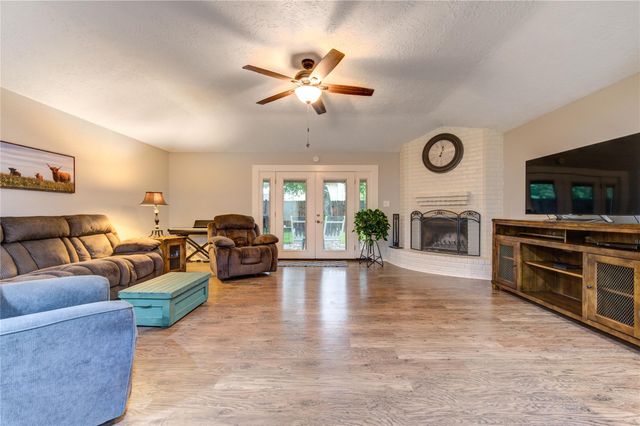17559 S Compass Rose Circle Circle, Crosby, TX 77532