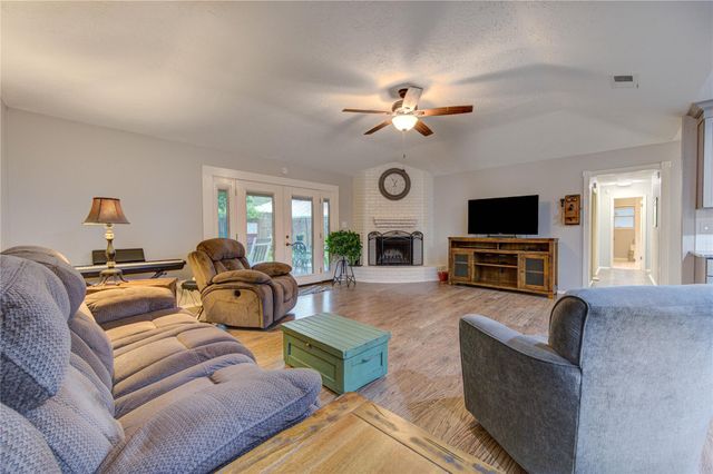 17559 S Compass Rose Circle Circle, Crosby, TX 77532