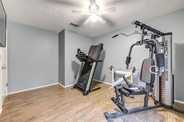 17559 S Compass Rose Circle Circle, Crosby, TX 77532