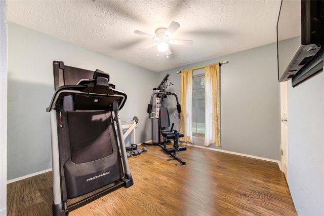 17559 S Compass Rose Circle Circle, Crosby, TX 77532