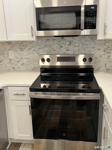 78 Shepard Avenue 78, Hamden, CT 06514