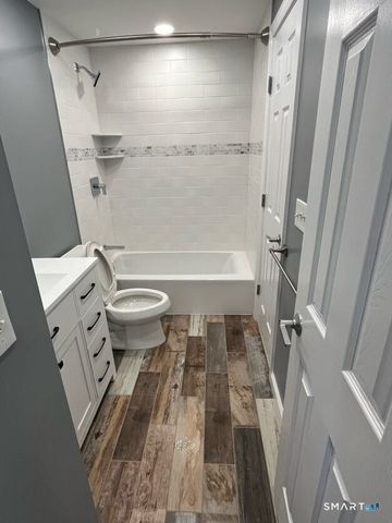 78 Shepard Avenue 78, Hamden, CT 06514