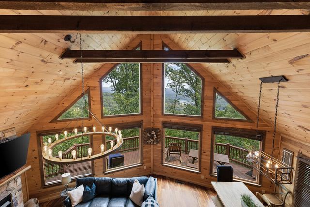 15 Paloma Drive, Blue Ridge, GA 30513