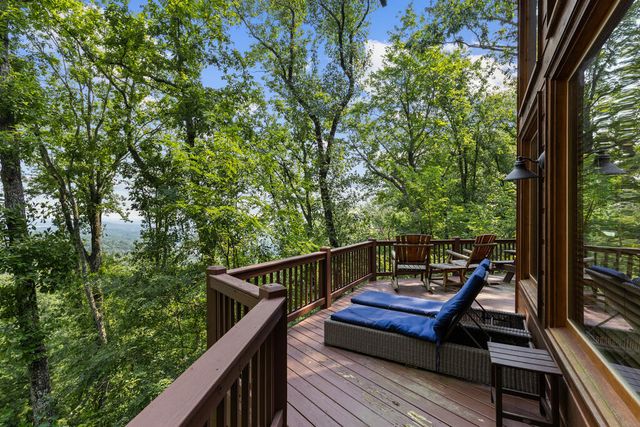 15 Paloma Drive, Blue Ridge, GA 30513