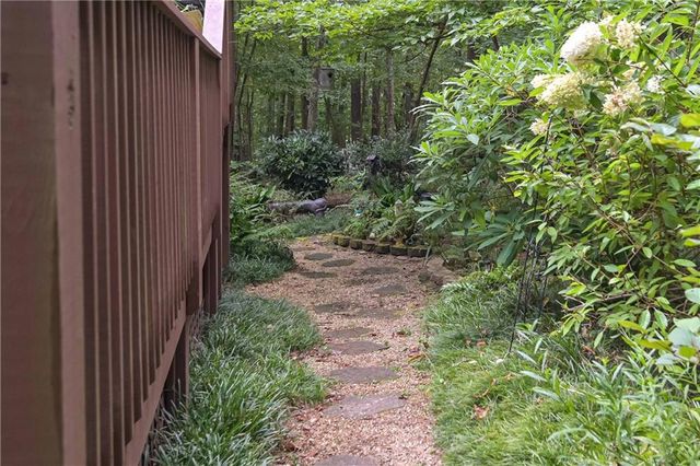 5885 West Chapel Hill Road, Douglasville, GA 30135